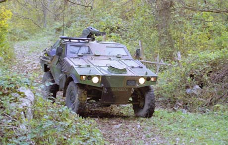 俄欲购法国潘哈德装甲车 探寻西方先进技术
