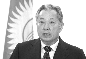 巴基耶夫坚称仍是总统